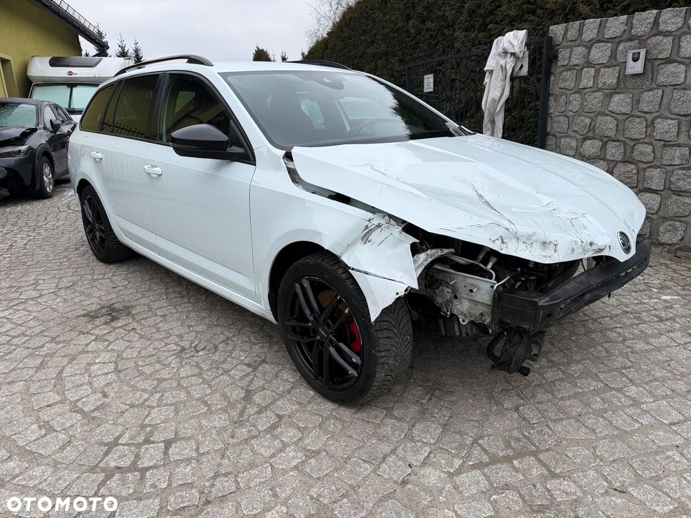 Skoda Octavia 2.0 TDI (Green tec) 4x4 DSG RS - 3