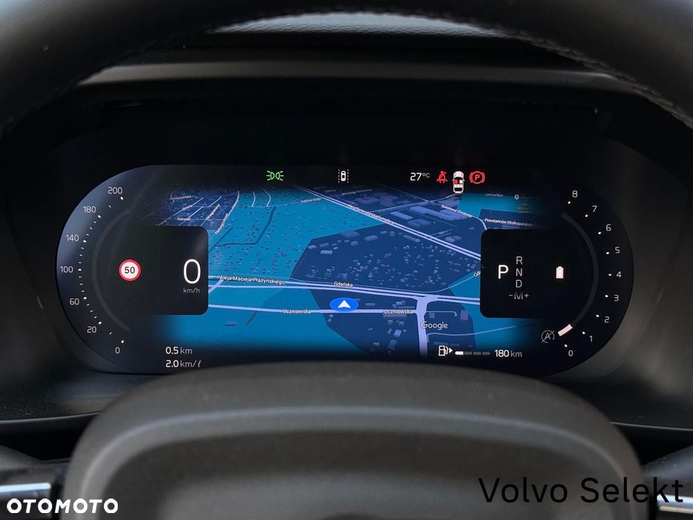 Volvo XC 40 B3 Plus Dark - 17