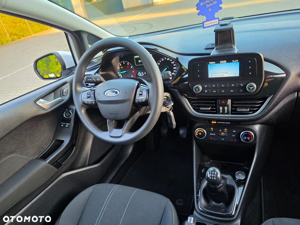 Ford Fiesta 1.1 COOL&CONNECT - 9