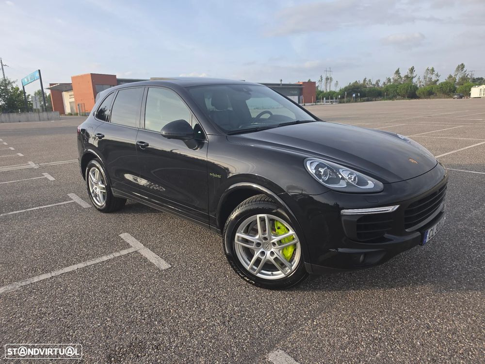 Porsche Cayenne S E-Hybrid Platinum Edition - 37