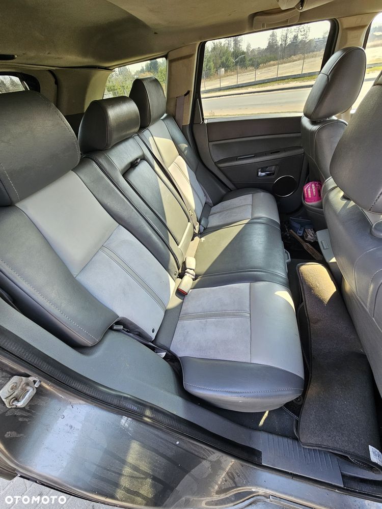 Jeep Grand Cherokee - 6