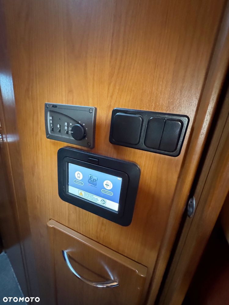 Niesmann-Bischoff 6000i Fiat Ducato Klima 2,8JTD FULL SOLAR AUTOMAT - 29