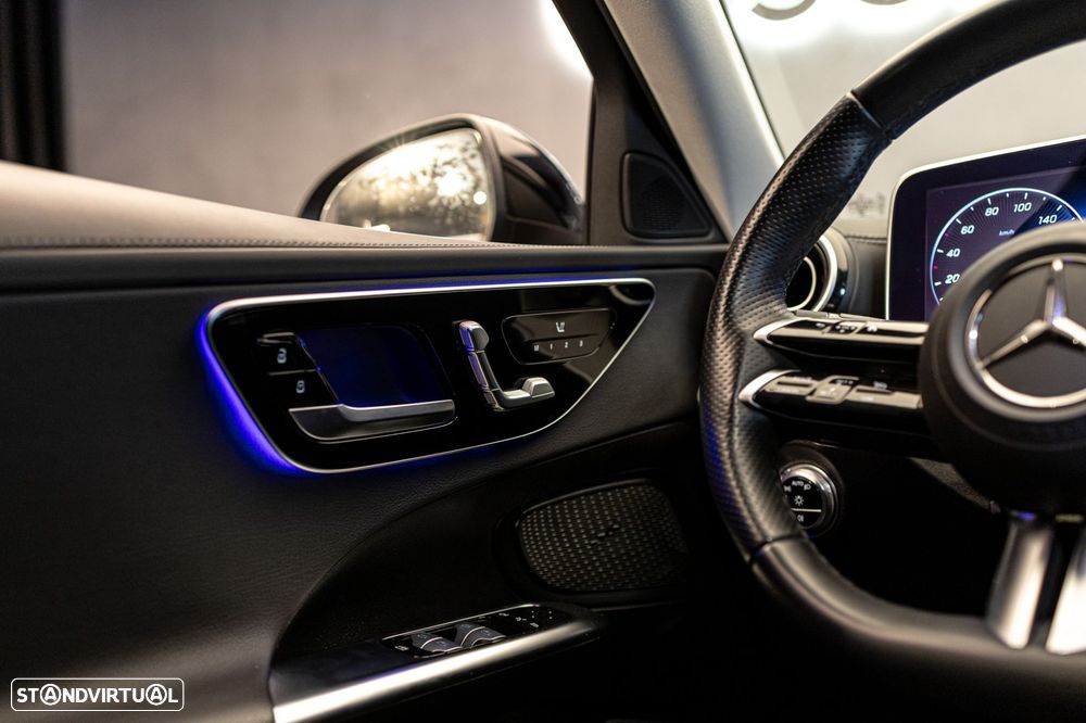 Mercedes-Benz C 300 e T 9G-TRONIC AMG Line - 34