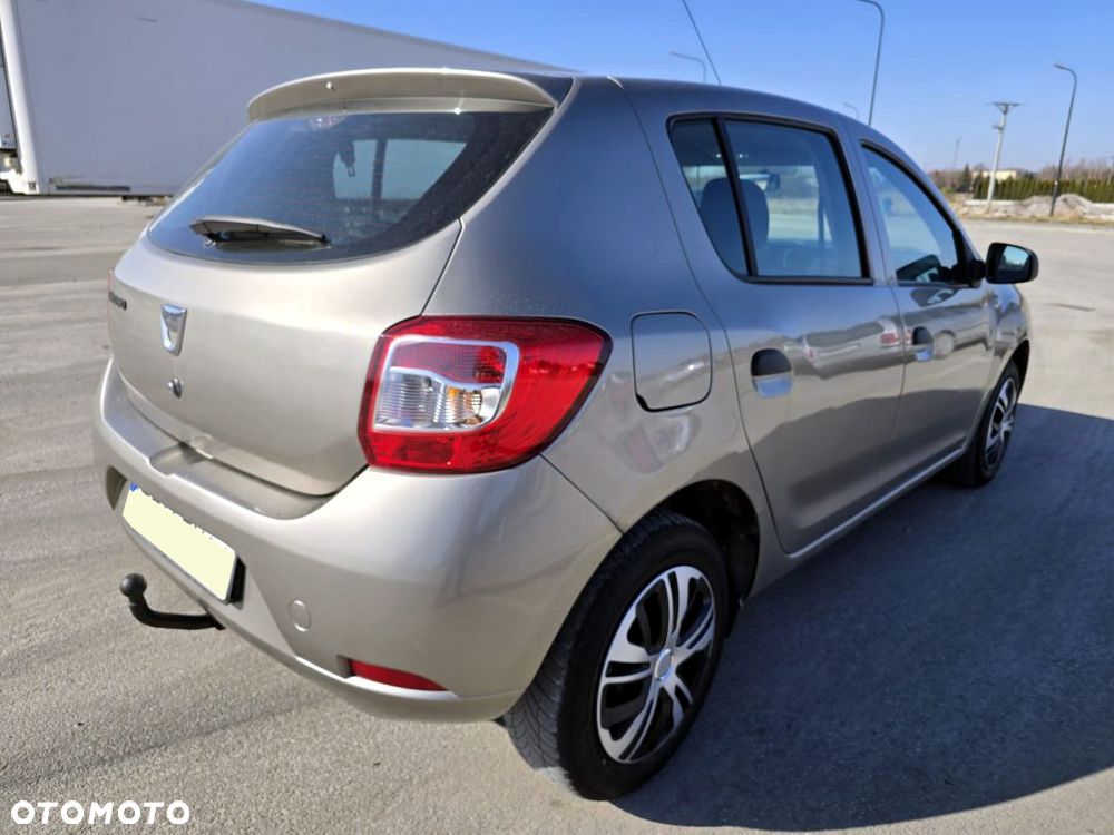 Dacia Sandero 1.2 16V 75 Live II - 29