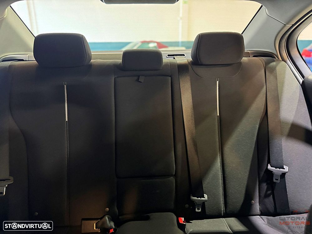 BMW 320 d Auto Line Sport - 40