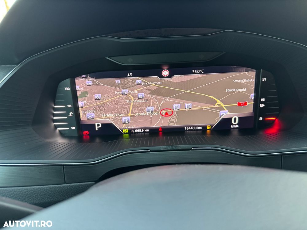 Skoda Superb 2.0 TDI DSG Style - 32