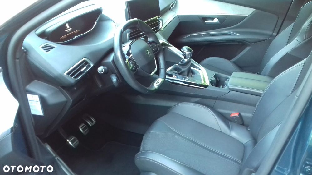 Peugeot 3008 1.2 PureTech GT S&S - 12