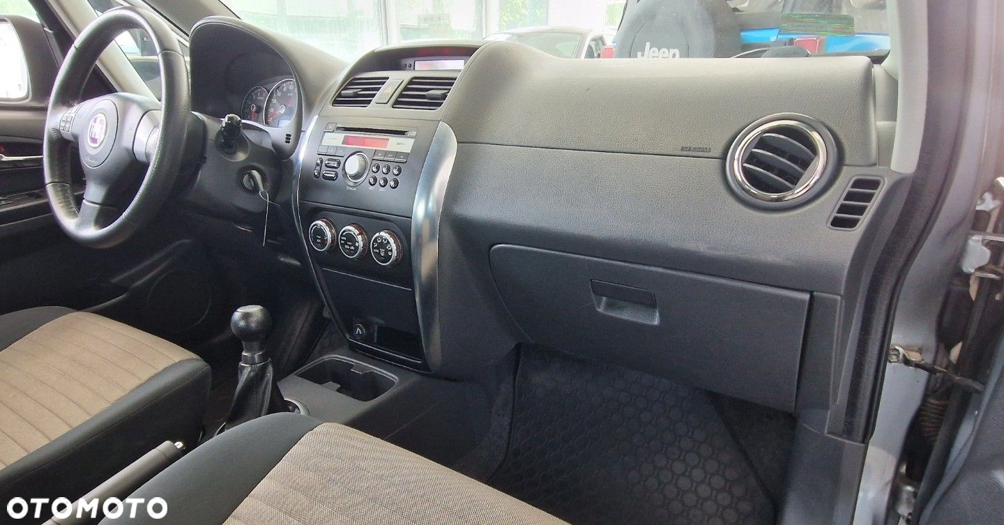 Fiat Sedici 1.6 16V 4x4 Dynamic - 14