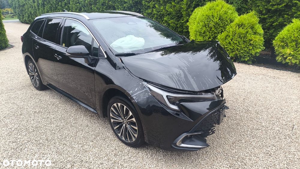 Toyota Corolla - 4