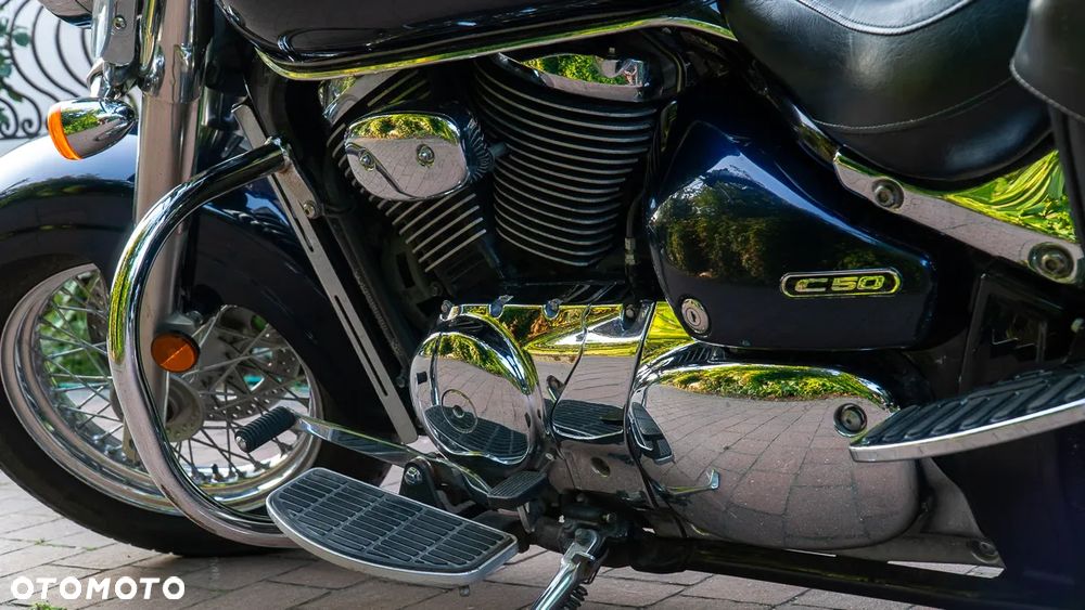 Suzuki VL 800 Volusia - Boulevard C50 - 4