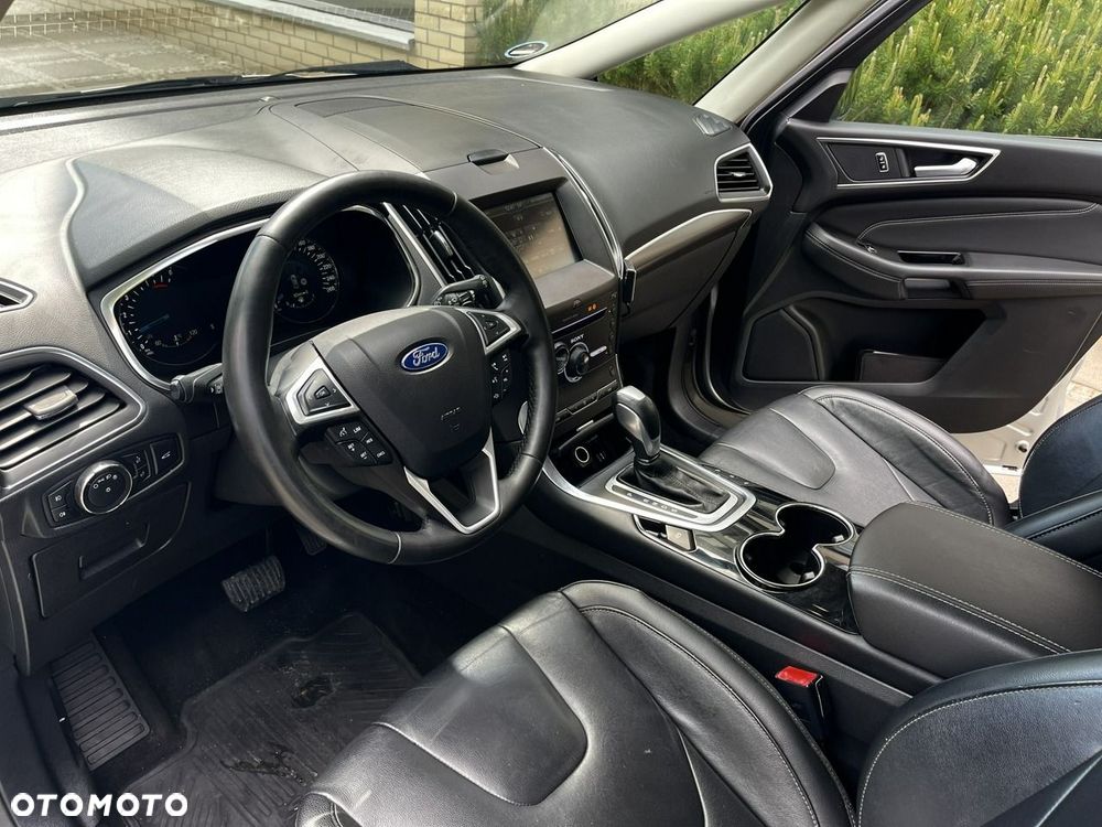 Ford S-Max - 21