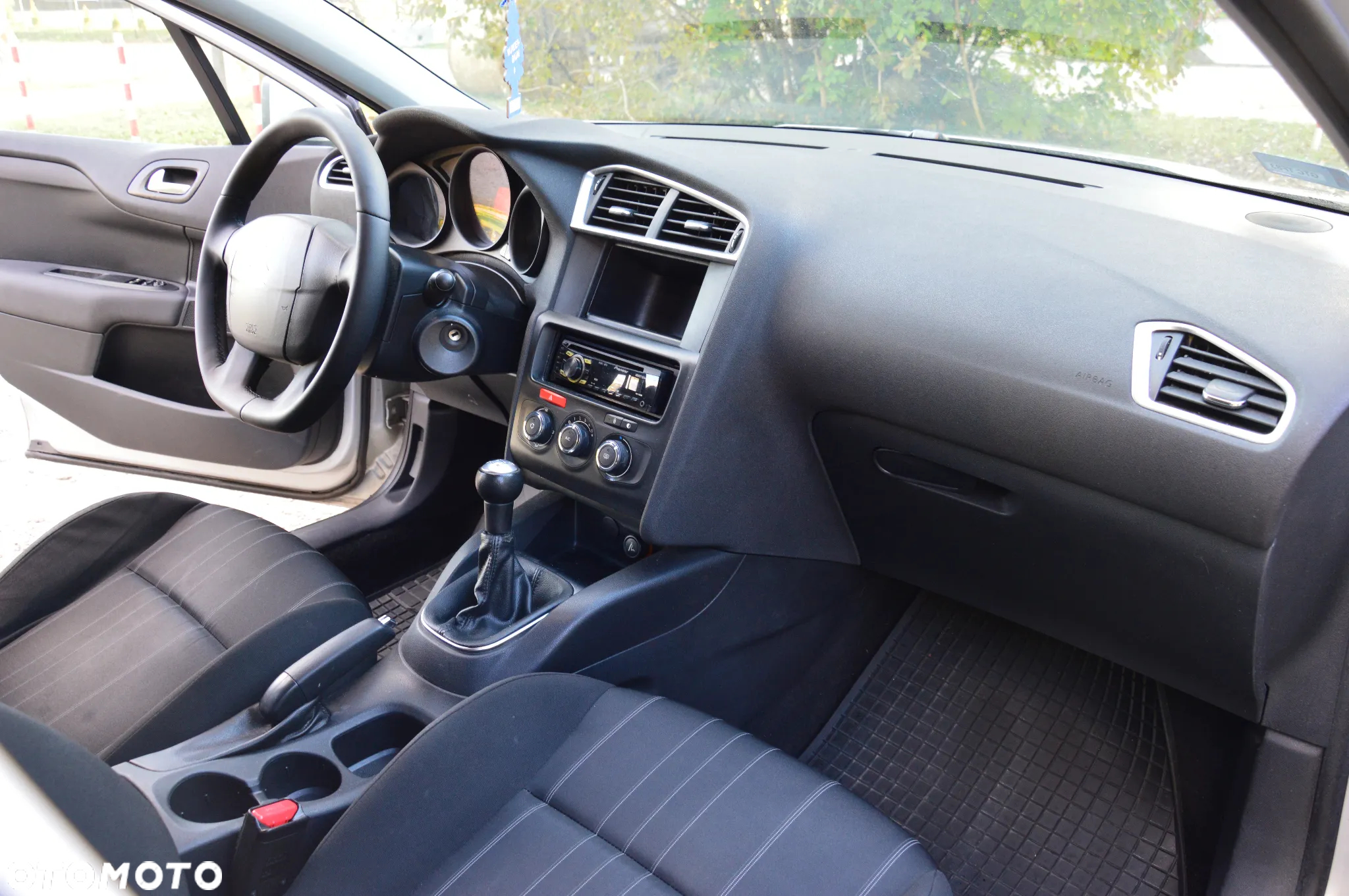 Citroën C4 - 17