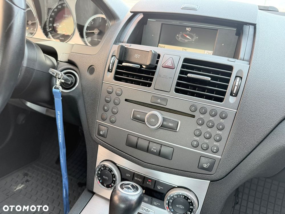 Mercedes-Benz Klasa C 250 CDI DPF Automatik BlueEFFICIENCY Avantgarde - 16