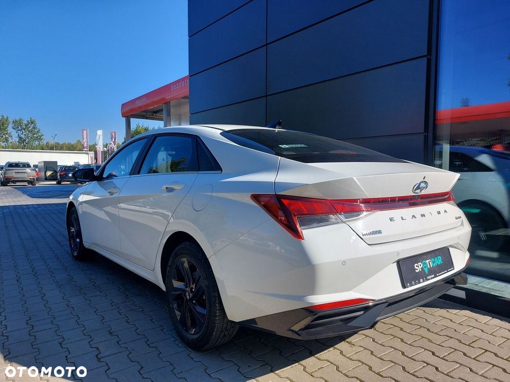 Hyundai Elantra 1.6 Smart - 3