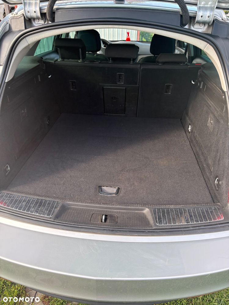Opel Insignia 2.0 CDTI Cosmo - 9