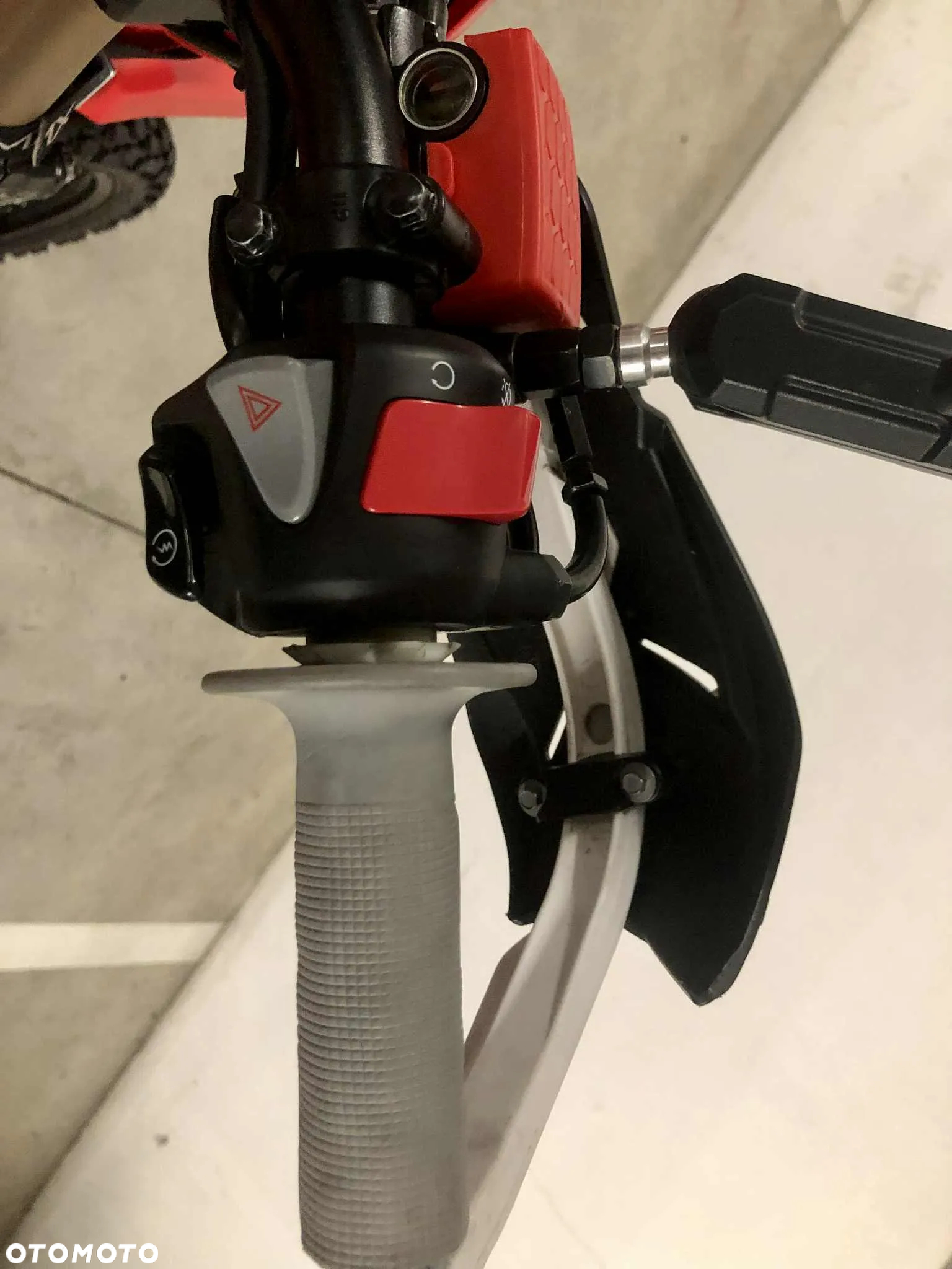 Honda CRF - 17