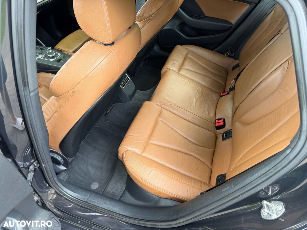 Audi A3 2.0 TDI Stronic Ambiente - 12