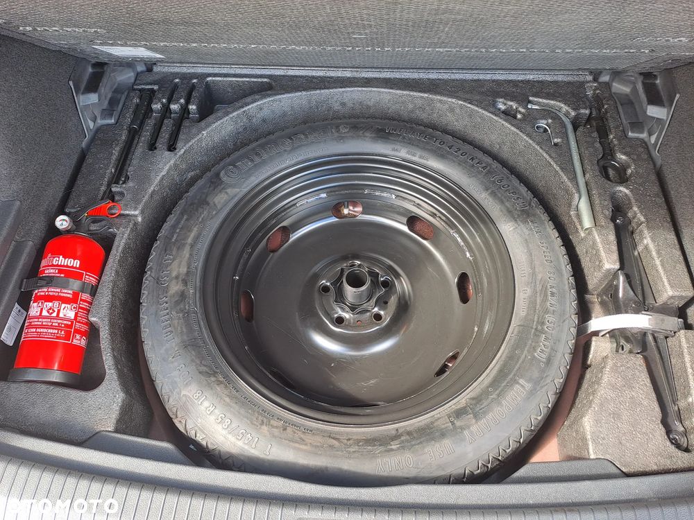 Volkswagen Tiguan - 24