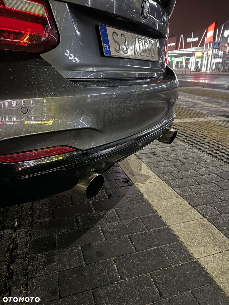 BMW Seria 2 218d - 19