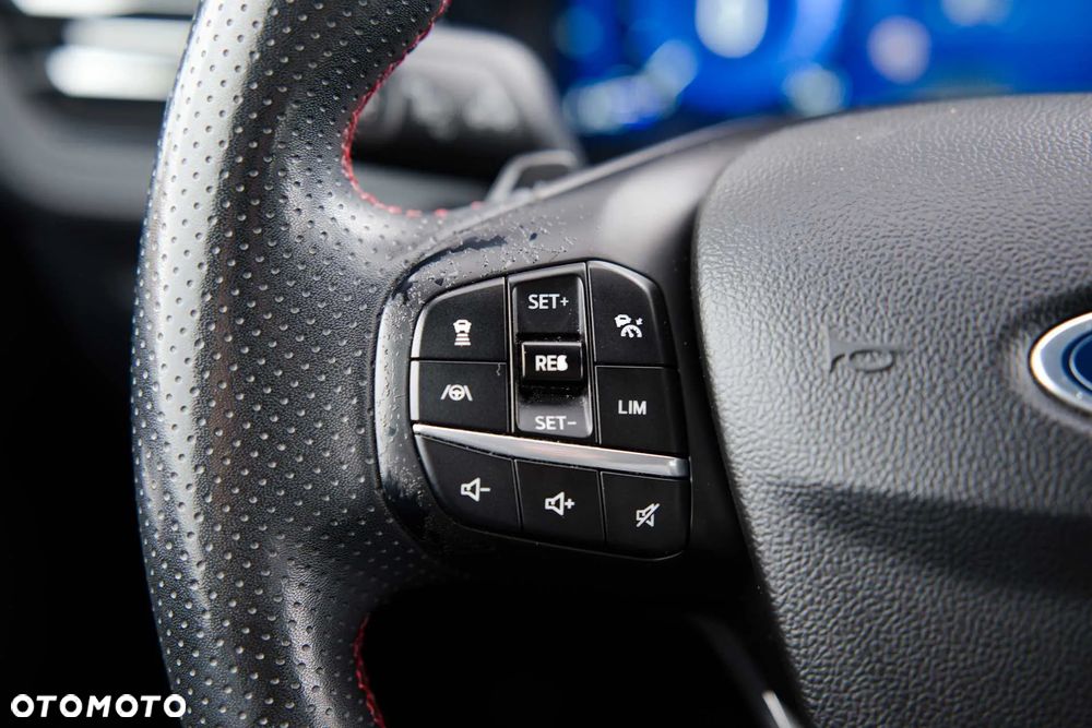 Ford Kuga 2.0 EcoBlue 4x4 ST-LINE - 15