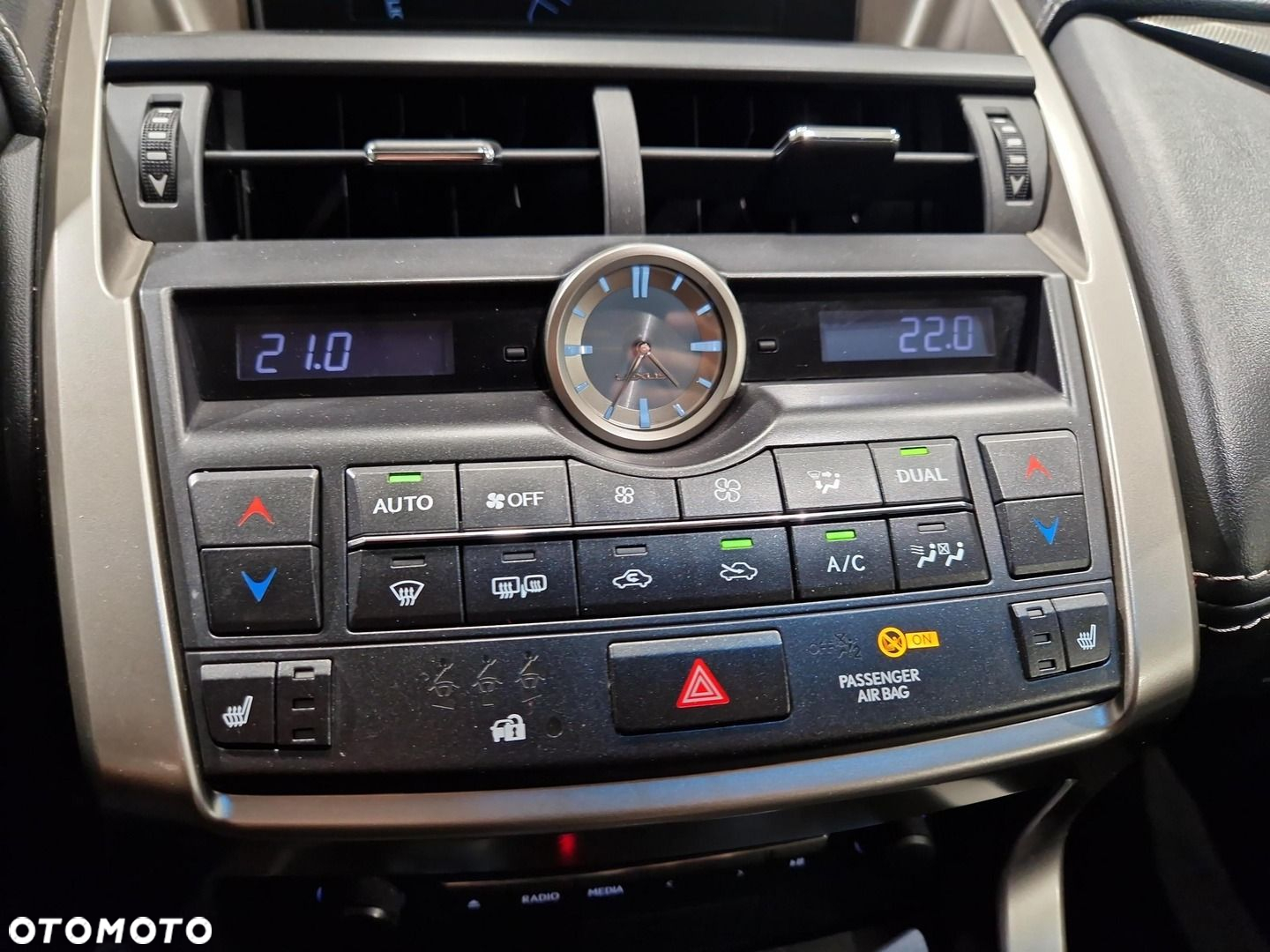Lexus NX - 10