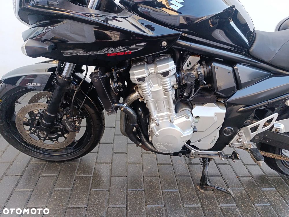 Suzuki Bandit - 12