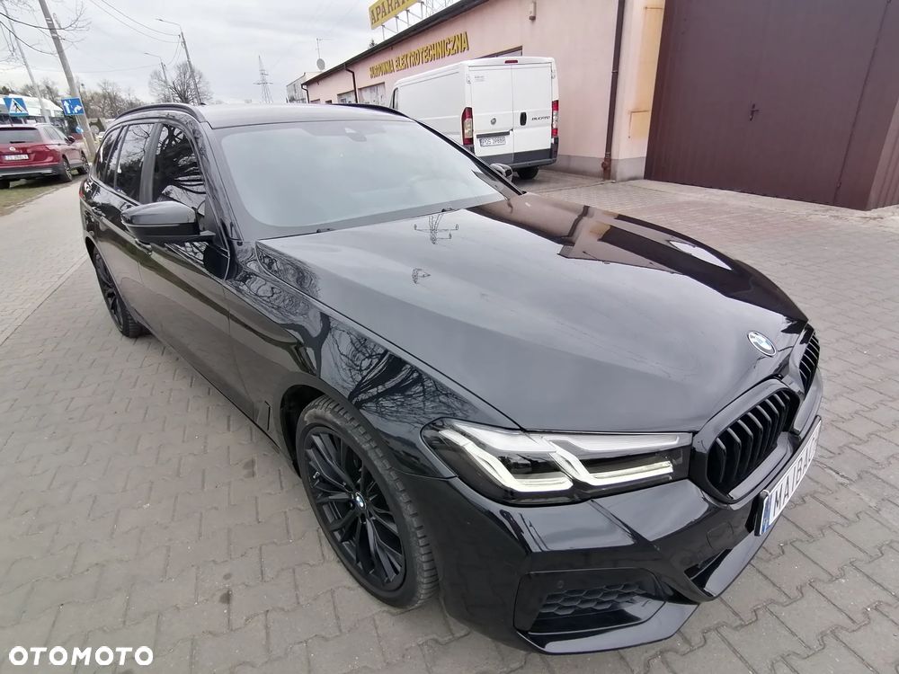 BMW Seria 5 520d M Sport Edition - 15