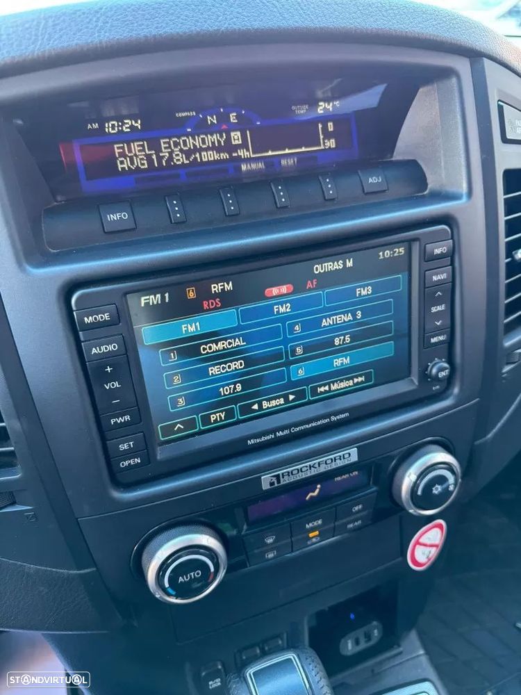 Mitsubishi Pajero 3.2 DI-D Auto Instyle - 14