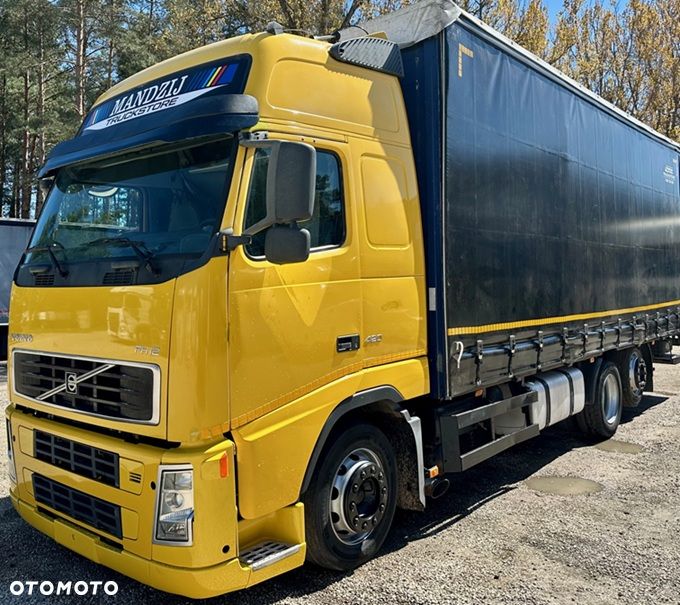 Volvo FH12 420 6x2 JUMBO OŚ PODNOSZONA ZABUDOWA FIRANKA DŁ:7.80m WINDA HYDRAULICZNA KLIMA 2xALUTANK I-SHIFT LODÓWKA 2006r WAGA:11087kg DMC:24000kg - 4