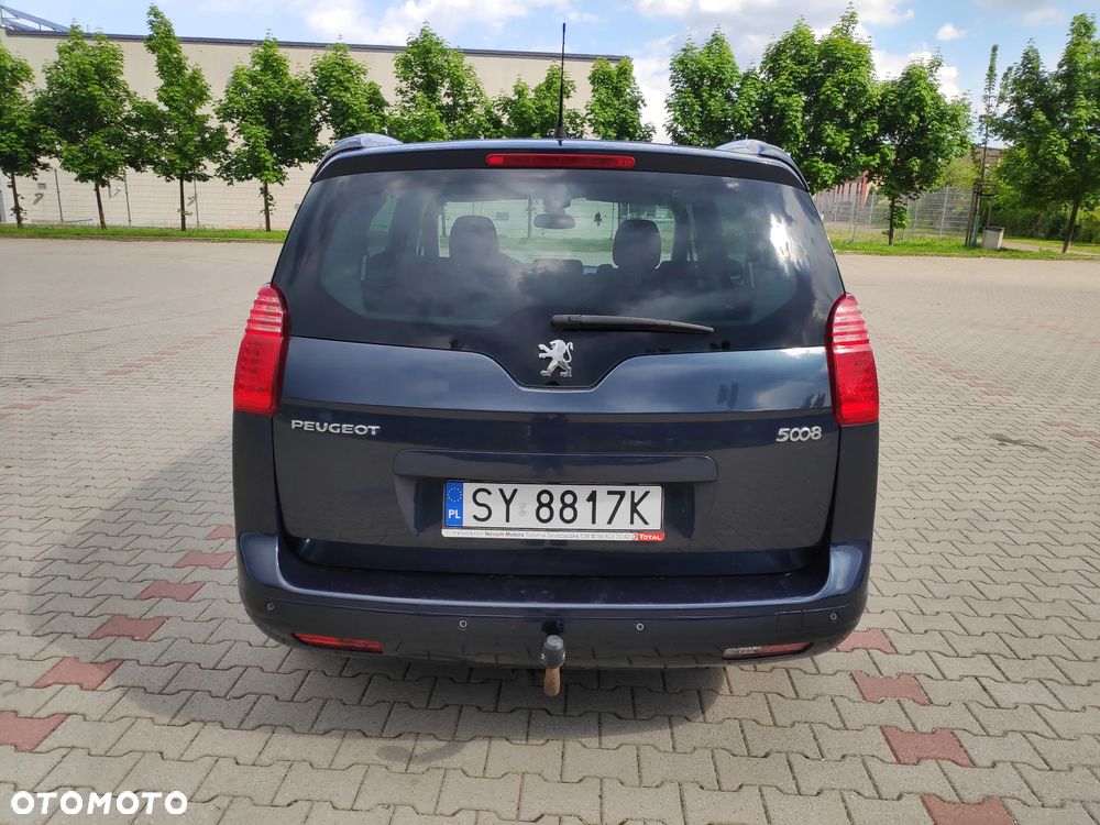 Peugeot 5008 1.6 THP Family - 4