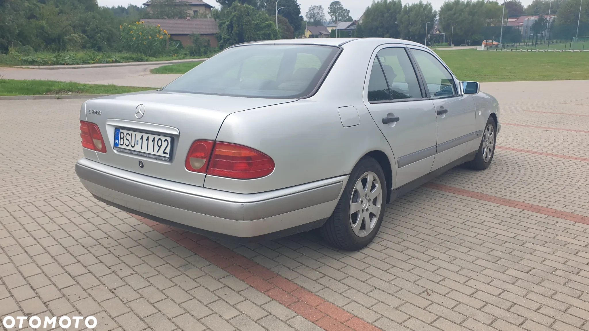 Mercedes-Benz Klasa E - 5