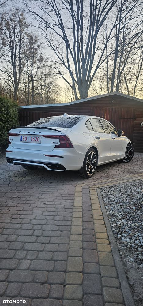 Volvo S60 T8 Twin Engine AWD Geartronic RDesign - 10
