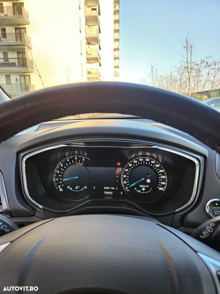 Ford Mondeo 2.0 TDCI PowerShift Titanium - 16