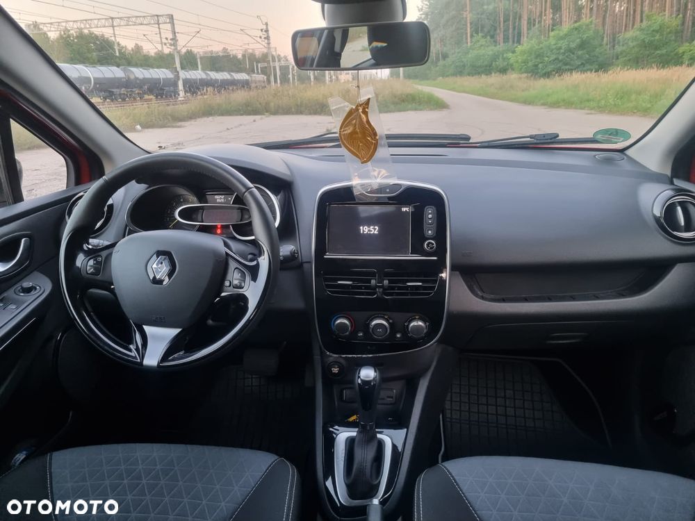 Renault Clio - 16