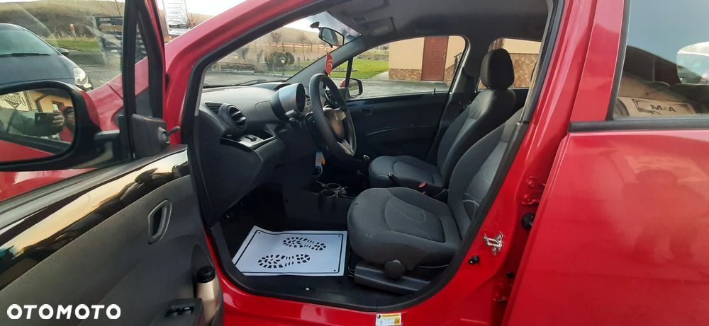 Chevrolet Spark - 33
