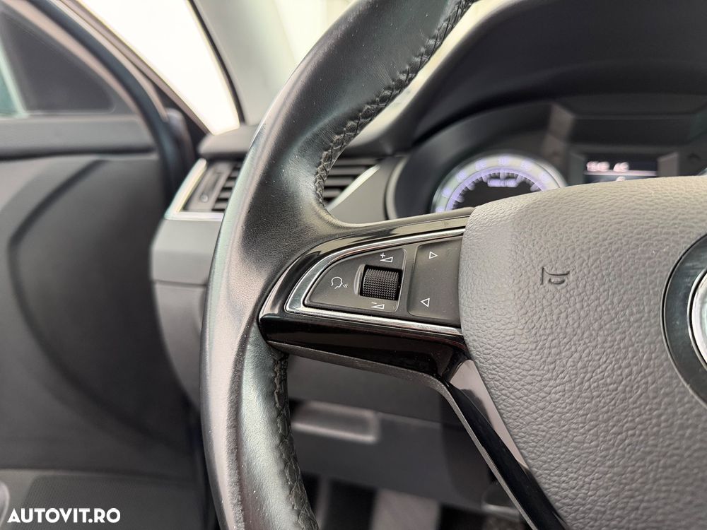 Skoda Octavia 1.6 TDI Ambition - 16