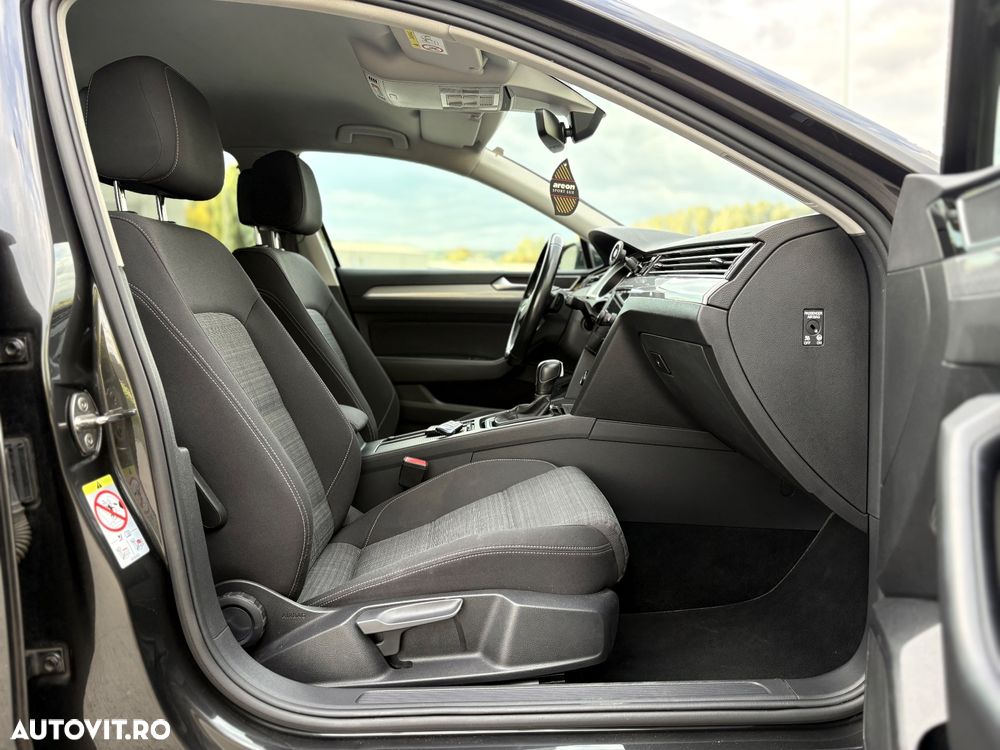 Volkswagen Passat Variant 2.0 TDI DSG (BlueMotion Technology) Comfortline - 14