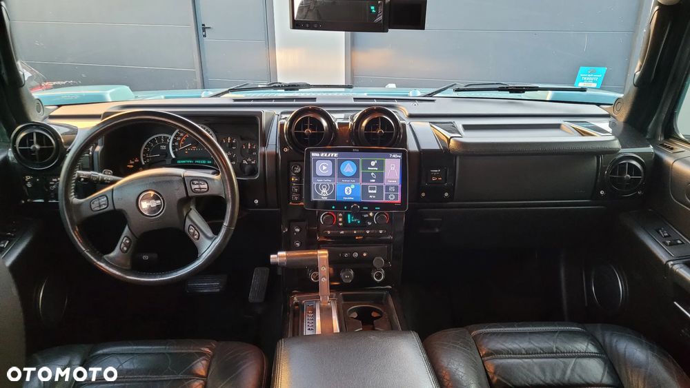 Hummer H2 6.0 V8 - 17