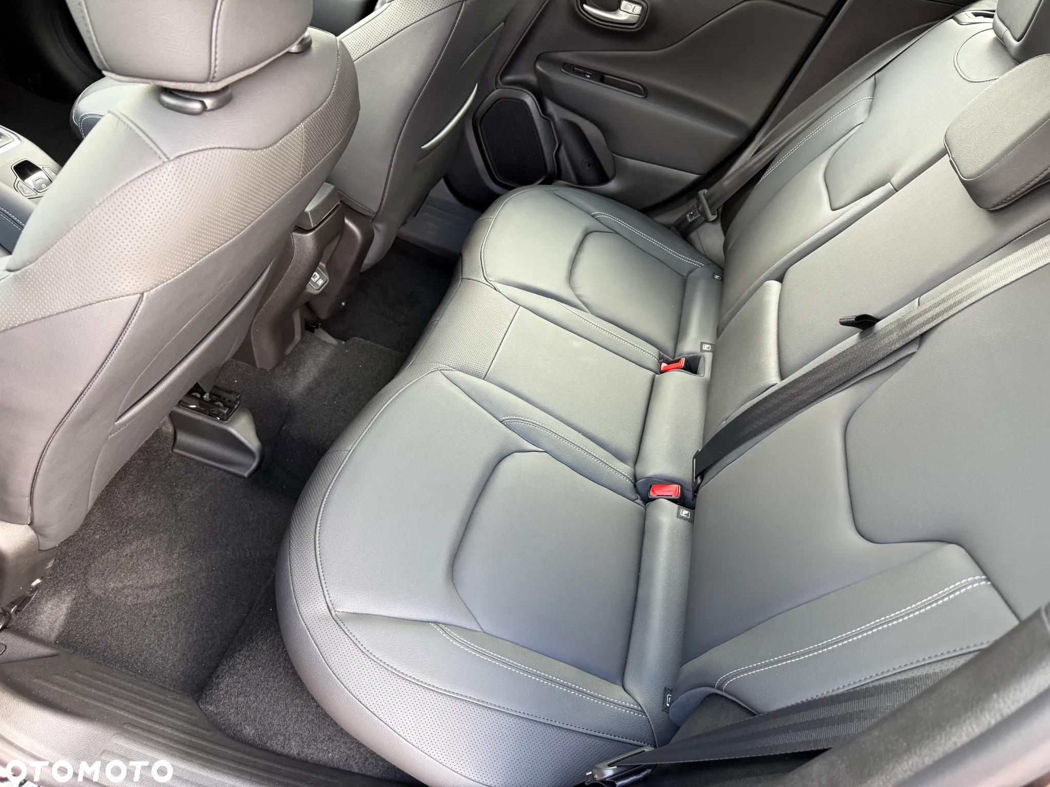 Jeep Renegade 1.5 T4 mHEV Summit FWD S&S DCT - 10