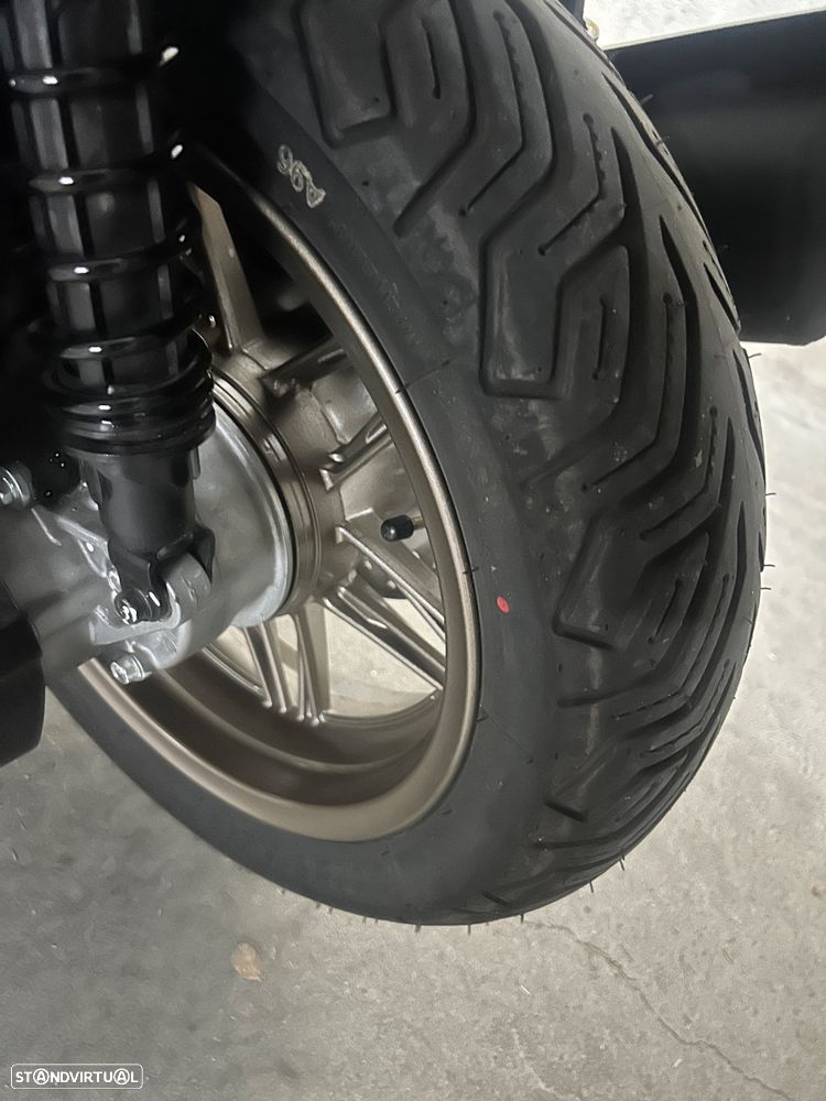 Honda Forza Edição especial - 9
