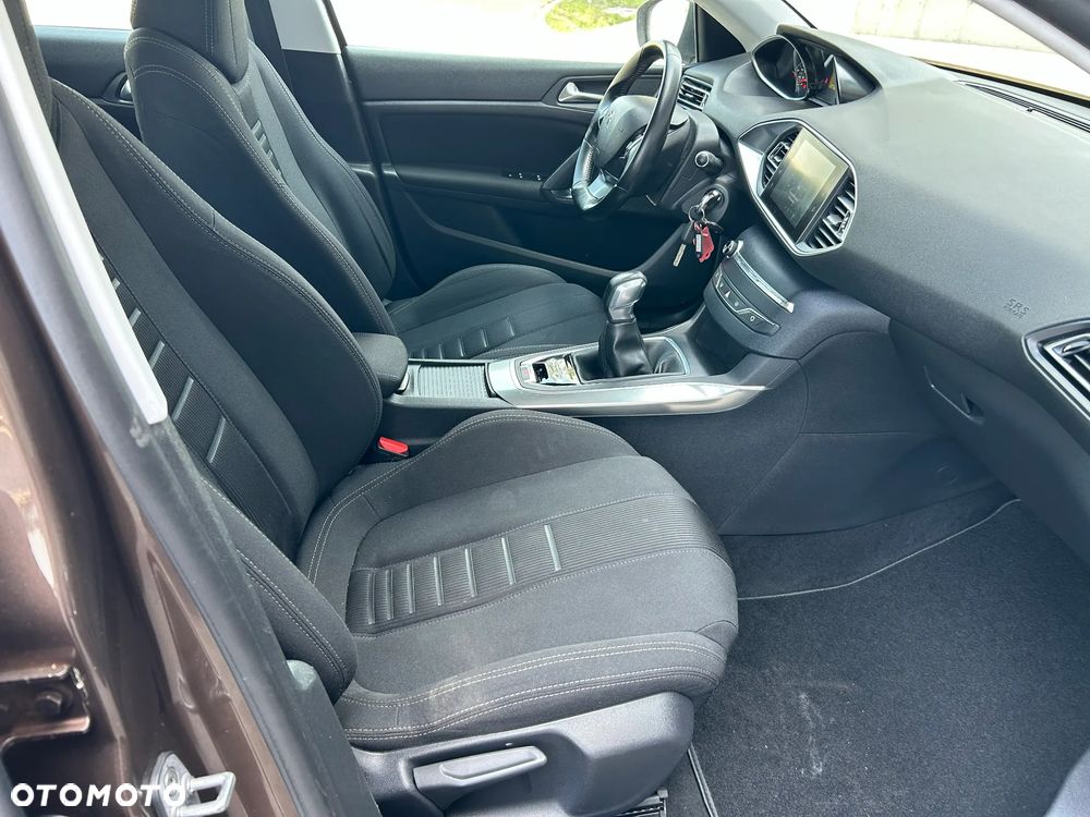 Peugeot 308 - 27