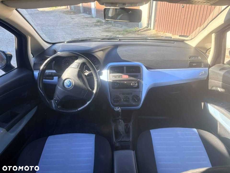 Fiat Punto - 5
