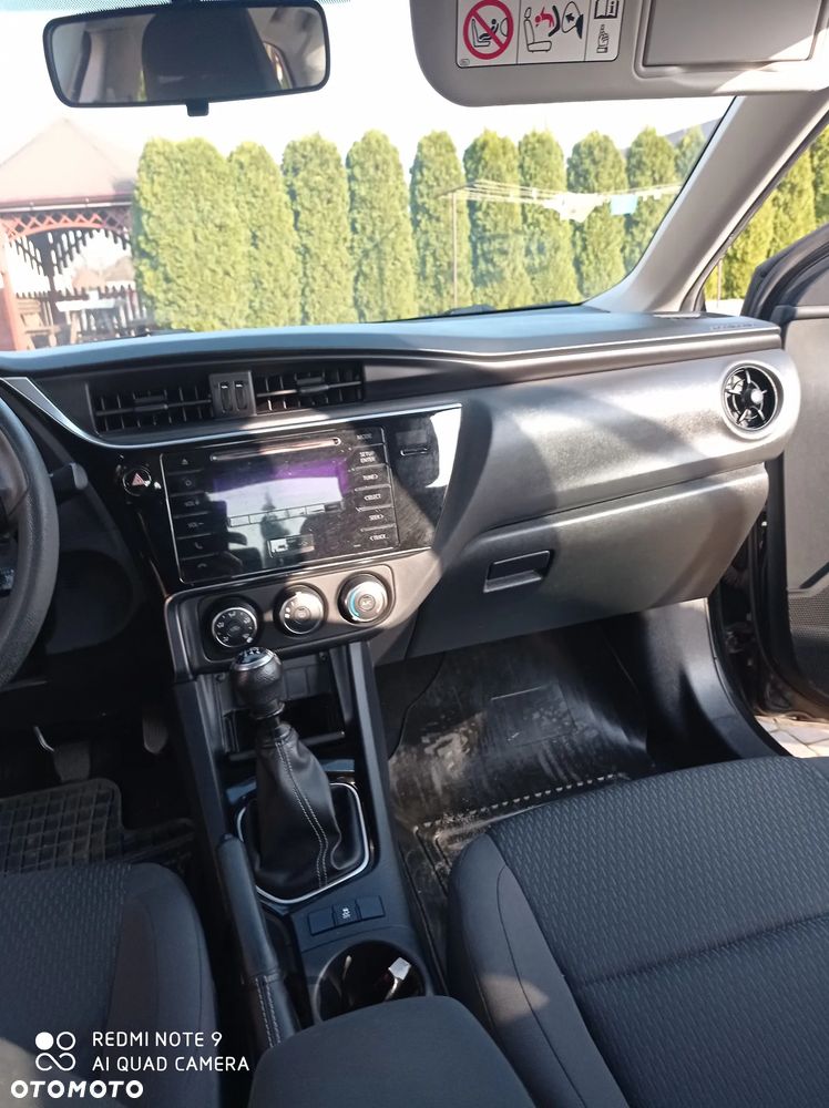 Toyota Corolla 1.6 Active - 6
