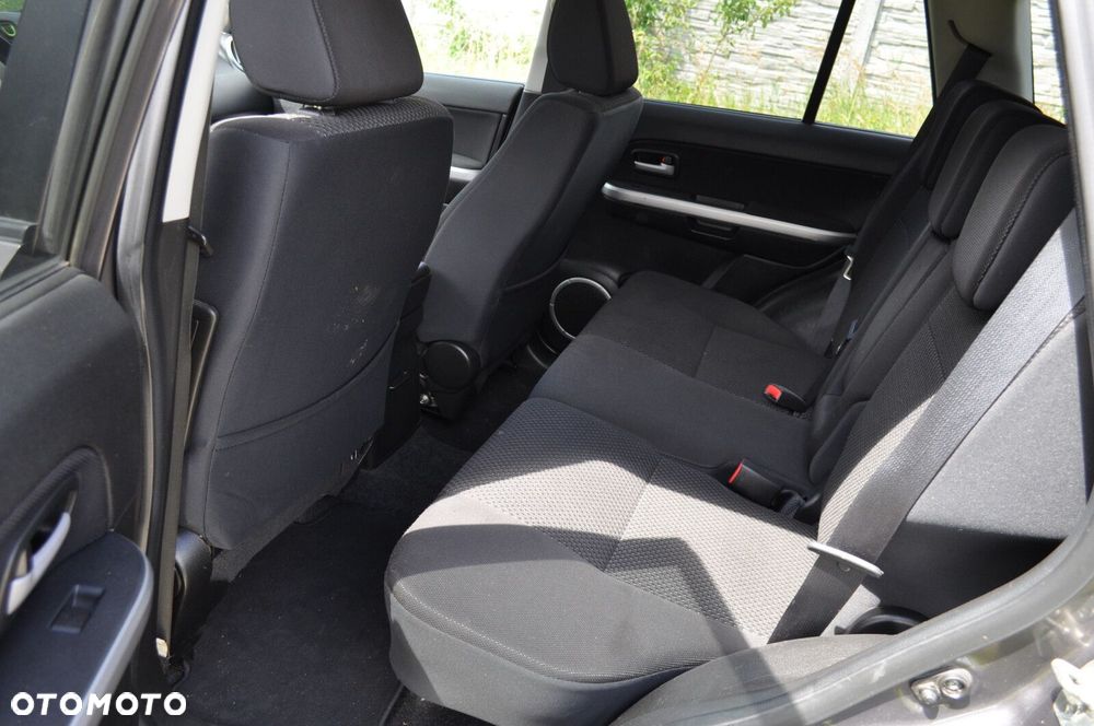 Suzuki Grand Vitara - 12