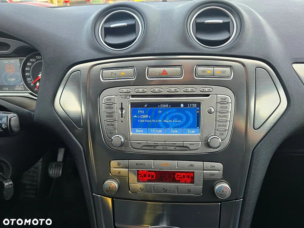 Ford Mondeo SW 2.0 TDCi Platinium X Plus (Titanium) - 29