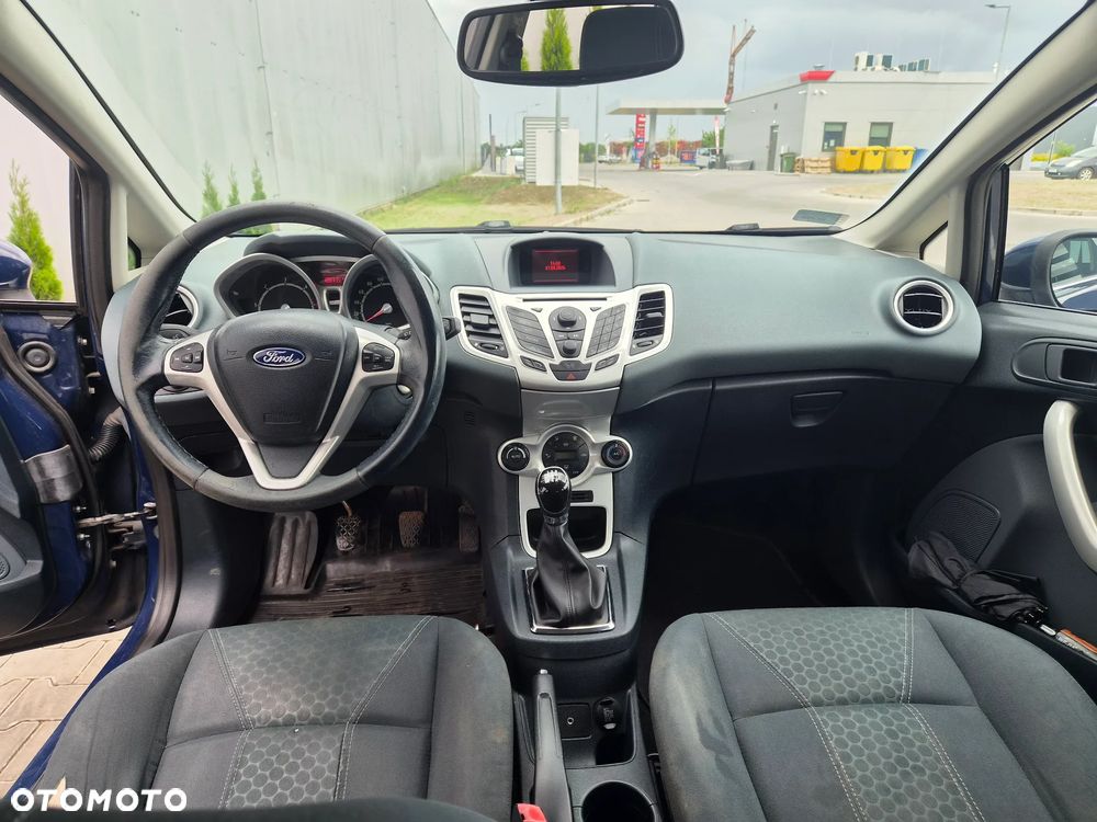 Ford Fiesta 1.6 TDCi Trend - 8