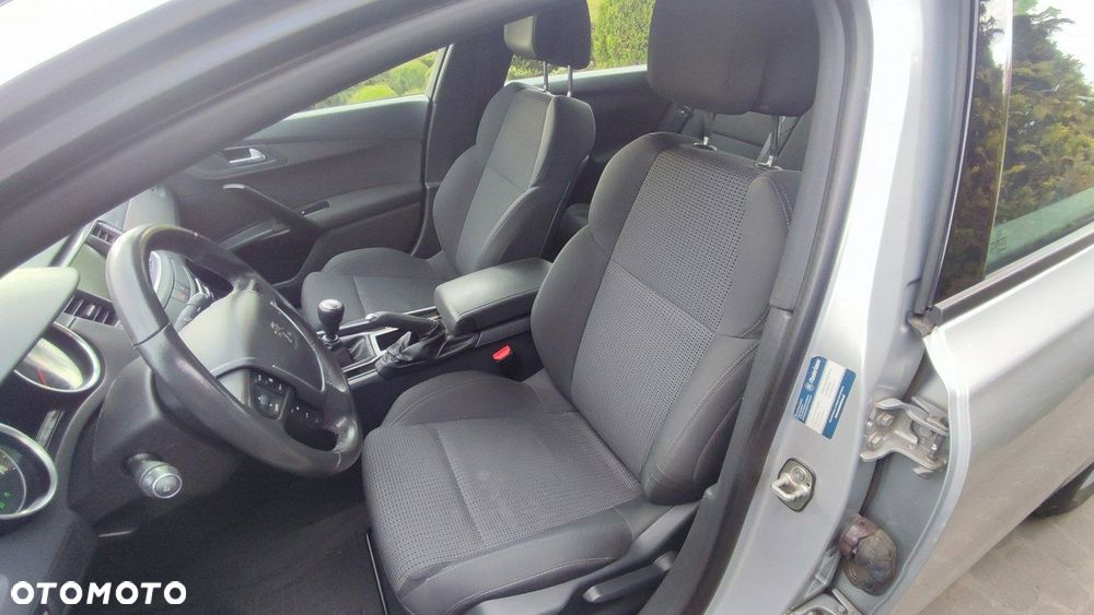 Peugeot 508 1.6 e-THP Allure S&S - 11