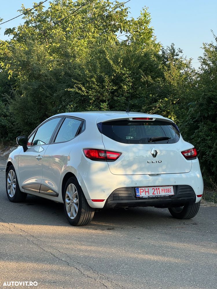 Renault Clio - 6