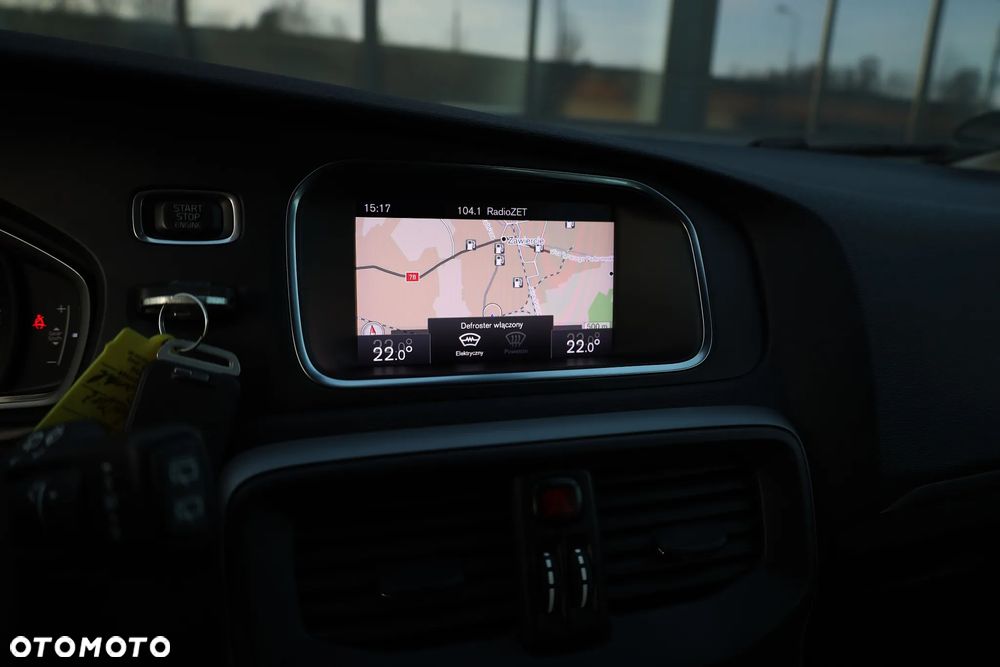 Volvo V40 T2 Linje Svart - 13