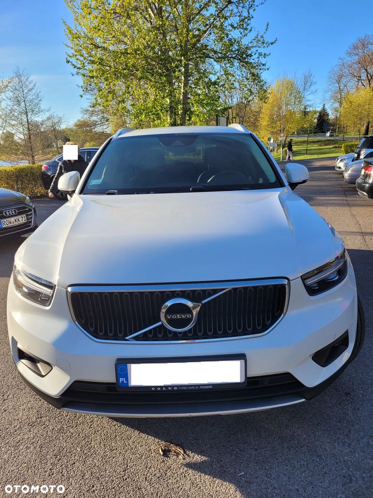 Volvo XC 40 T3 Momentum Pro - 1